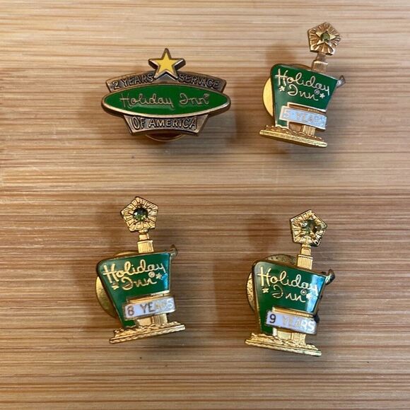 Holiday Inn Vintage Lapel Service Pins Tie Tacks 2, 5, 8, and 9 Years Award Pins - Picture 1 of 6